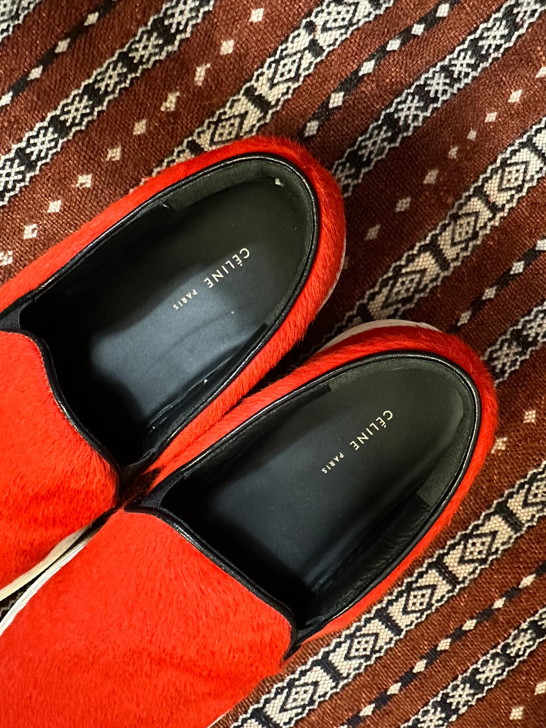 셀린느 레드 송치 슬립온 35 / 225 상품이미지2