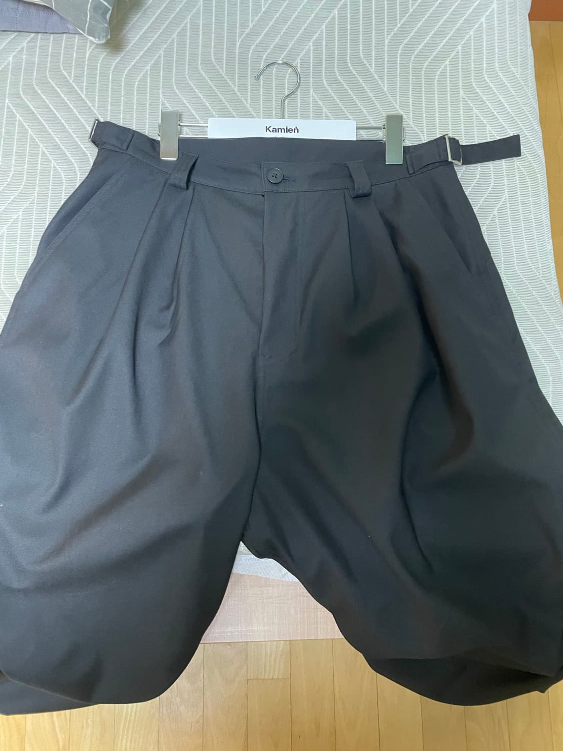 카미엔 코인서울 올데이 슬랙스 3 블랙 상품이미지5