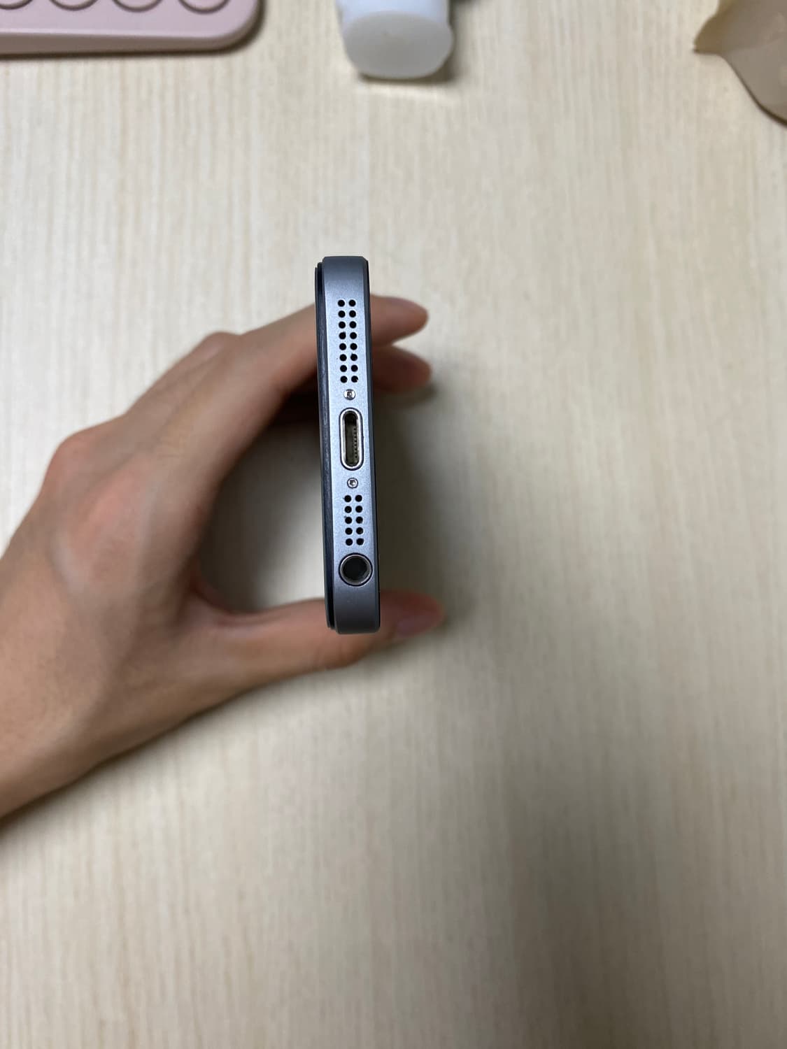 아이폰 se1 128기가 일본판 상품이미지5