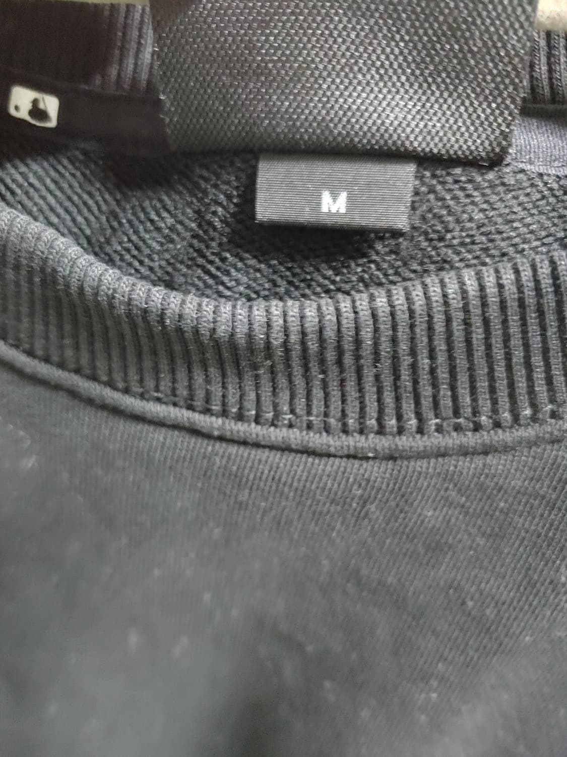 뉴욕 양키스 맨투맨 블랙 상품이미지3