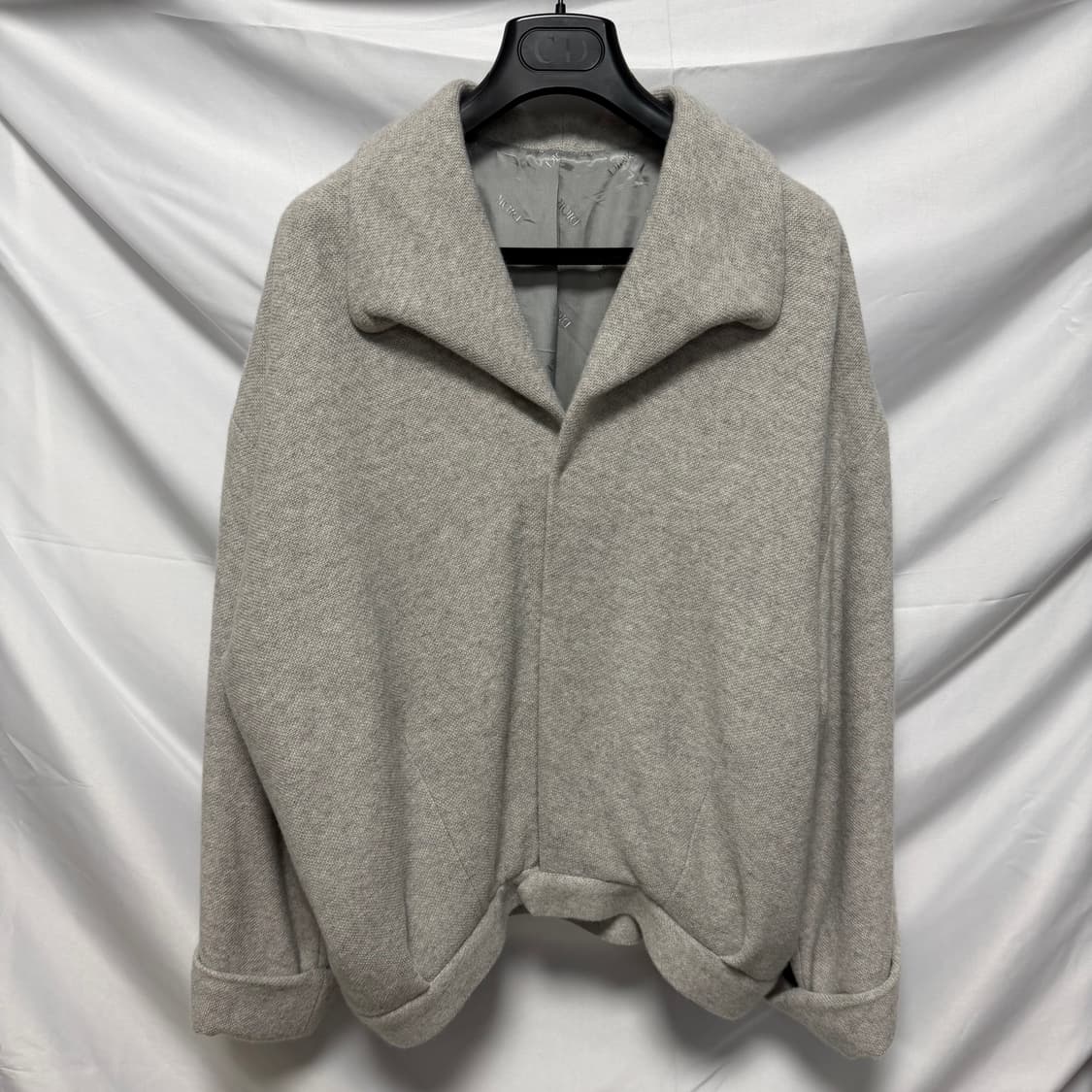 [S+급/L] 디올 캐시미어 니트 크롭 자켓 그레이 상품이미지1