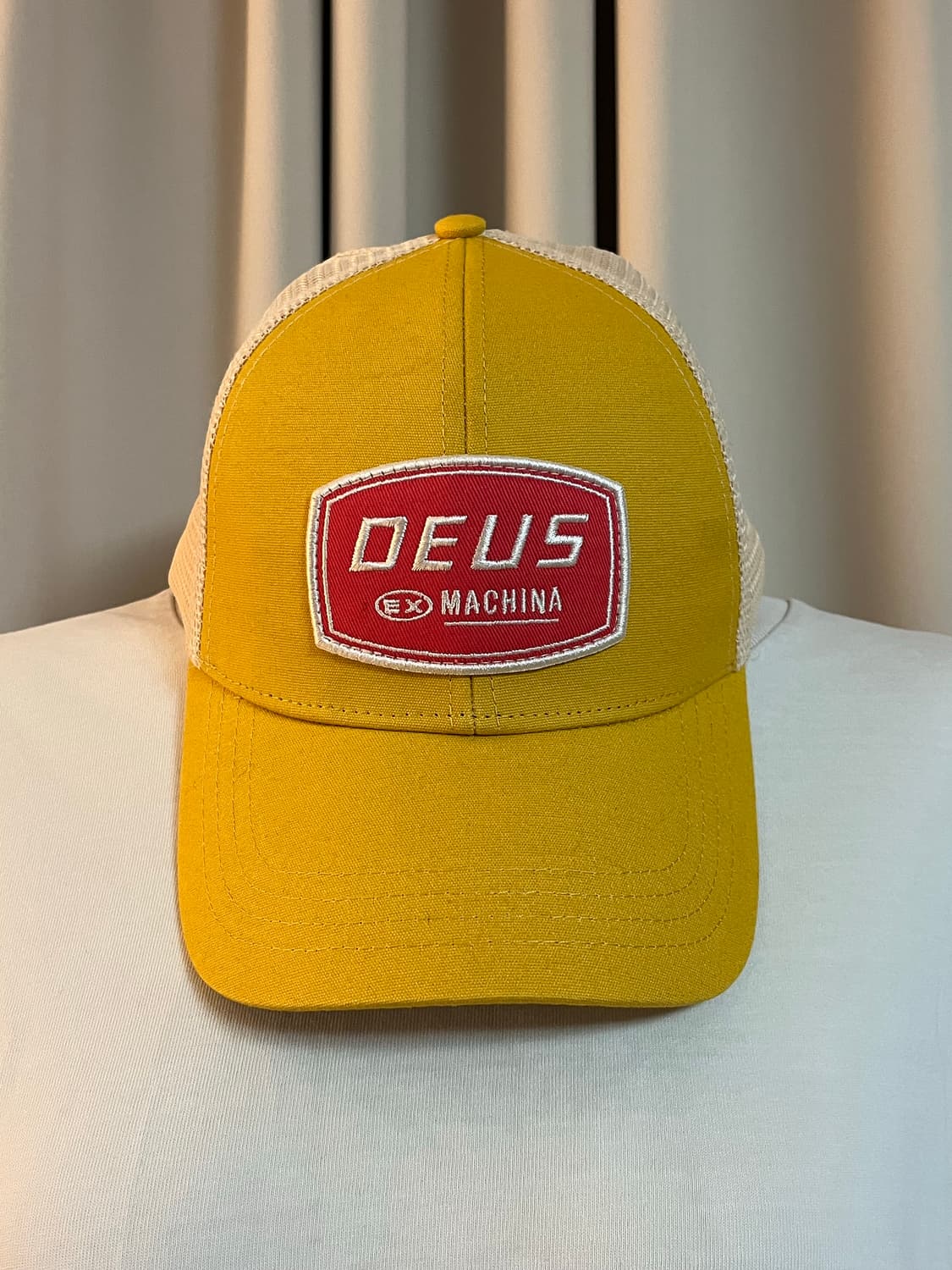 데우스 매쉬캡 옐로우 상품이미지1