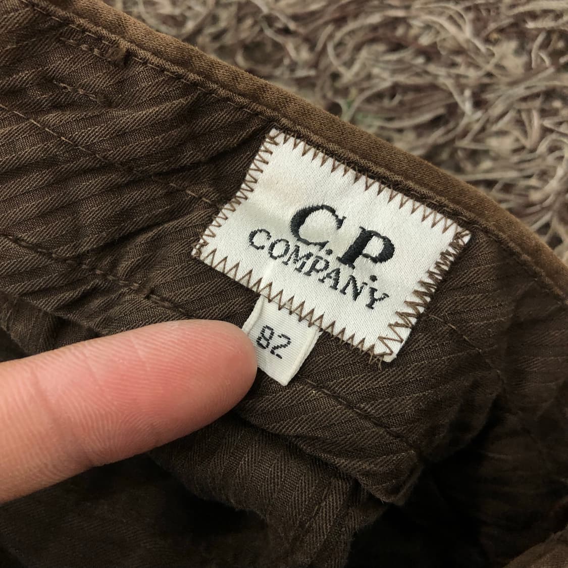 32 CP컴퍼니 브라운 치노 팬츠 상품이미지5