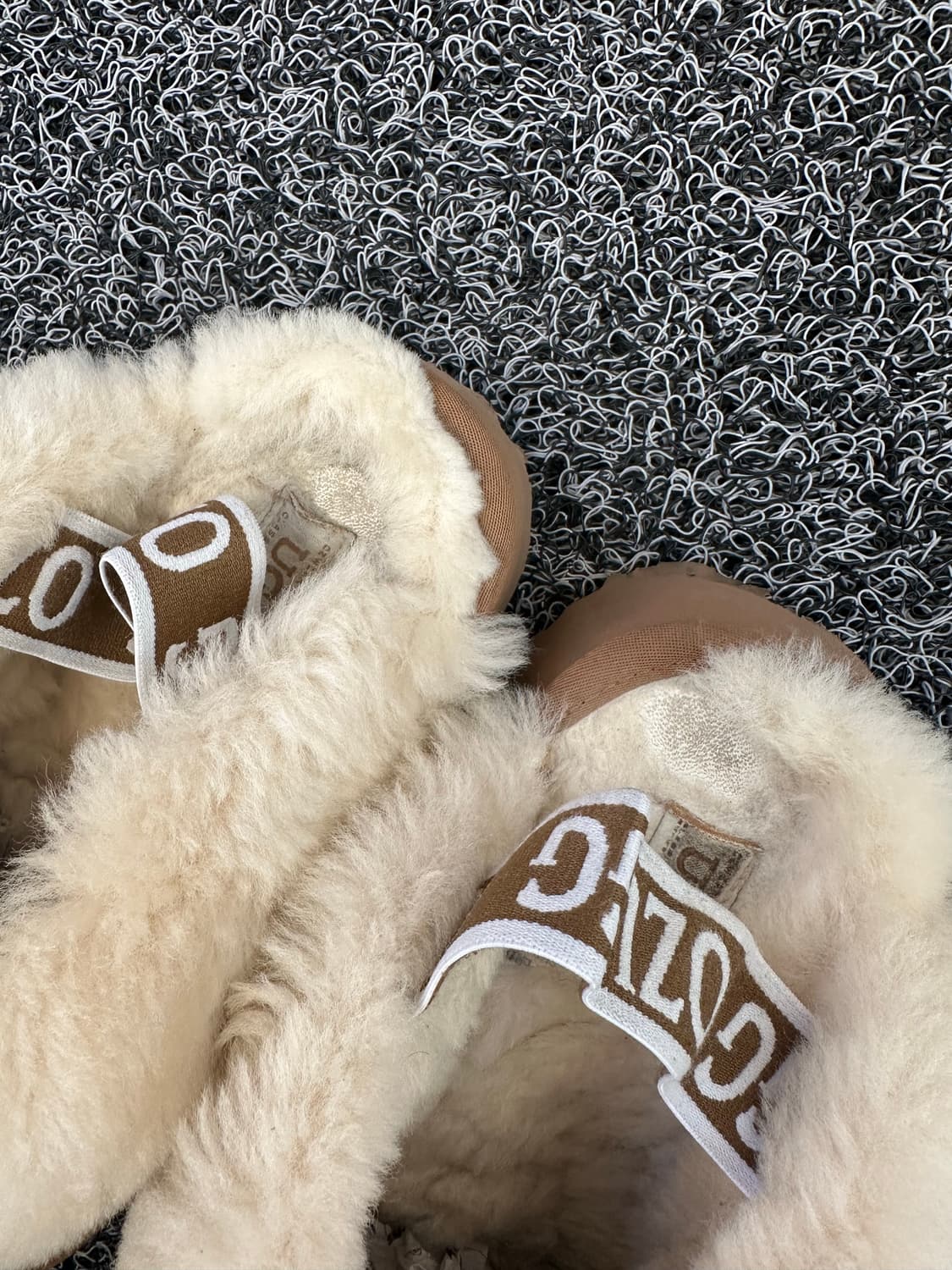 UGG 어그 코케트 슬리퍼 235 상품이미지5