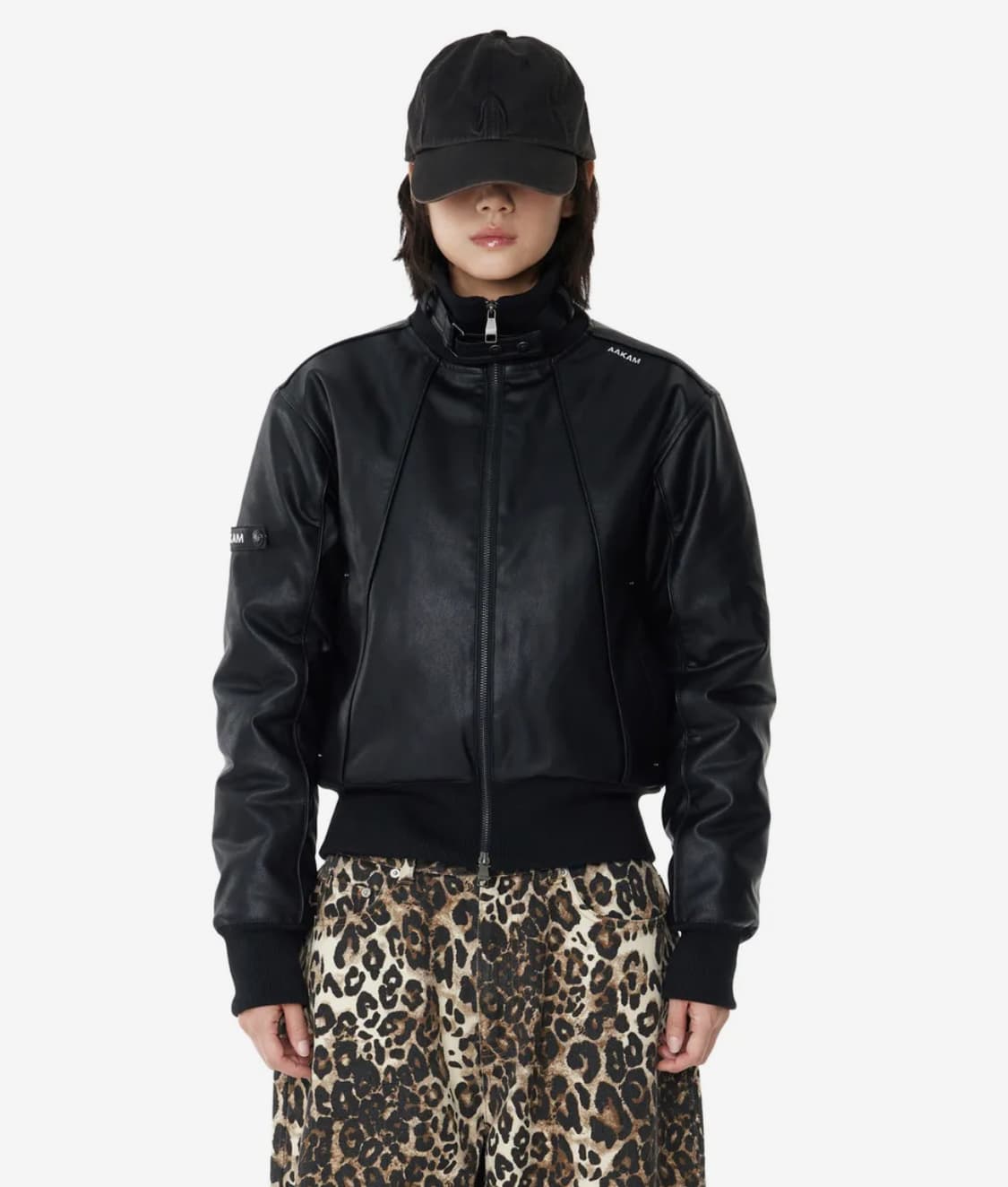 아캄 하이넥 파이핑 레더 블루종 (블랙) 상품이미지3