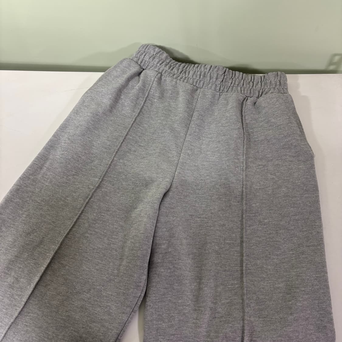 M-L 자라 그레이 와이드핏 스웻팬츠 상품이미지1