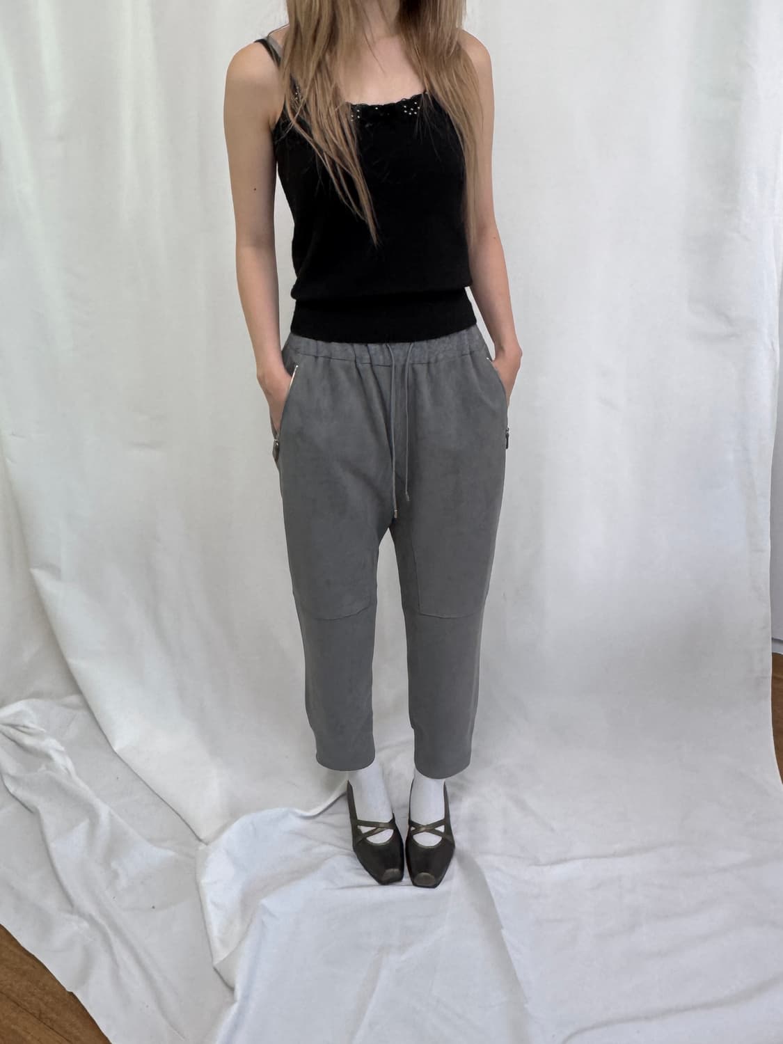 스웨이드 조거 바지 상품이미지1