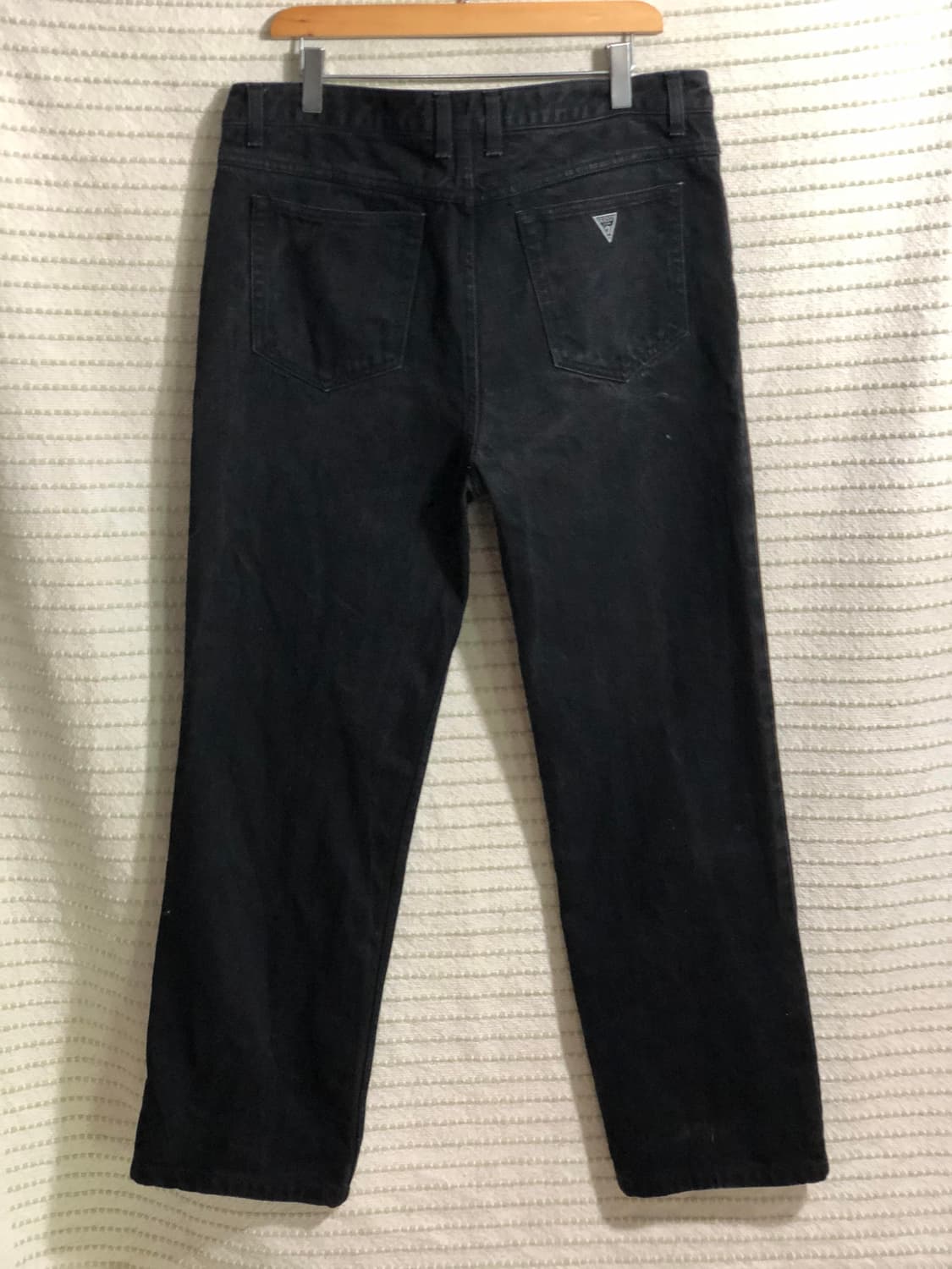 게스 스트레이트 핏 흑청 블랙진 데님 청바지 상품이미지2