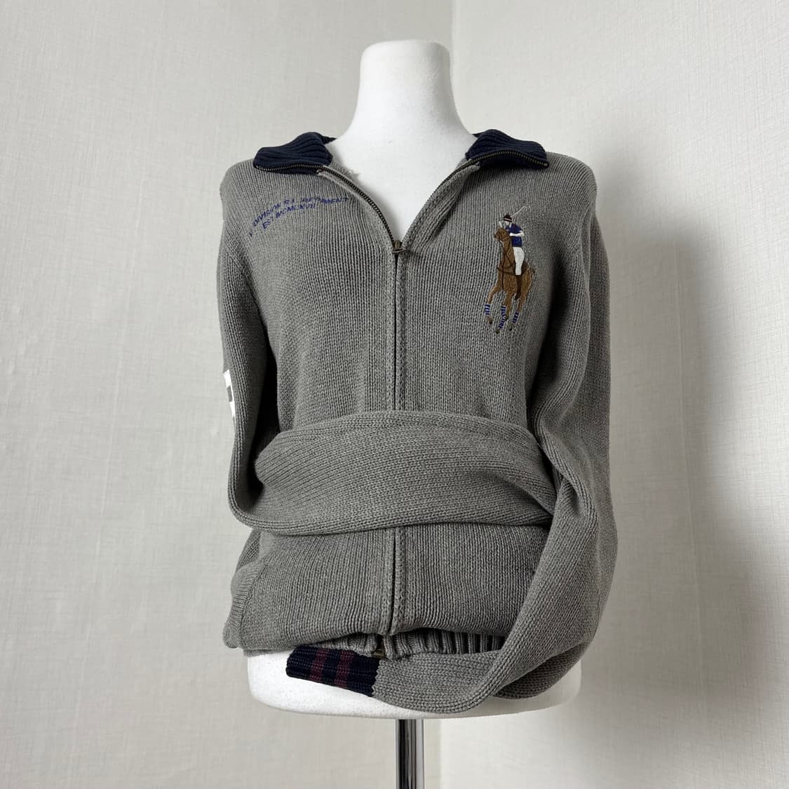 폴로 빅포니 그레이 니트집업 상품이미지1