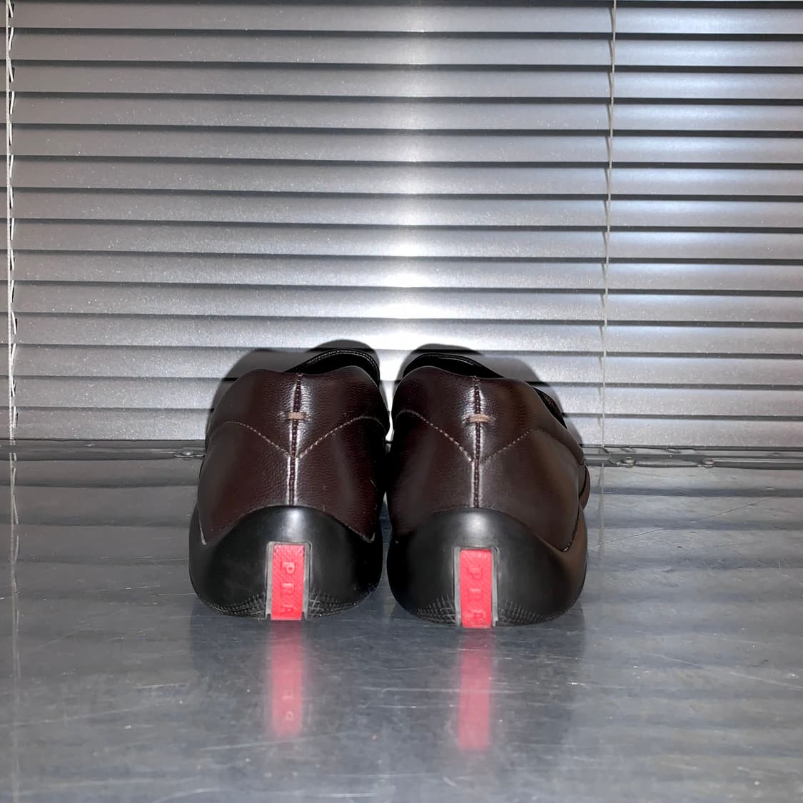 00s 초코 브라운 프라다 스포츠 로퍼 상품이미지5