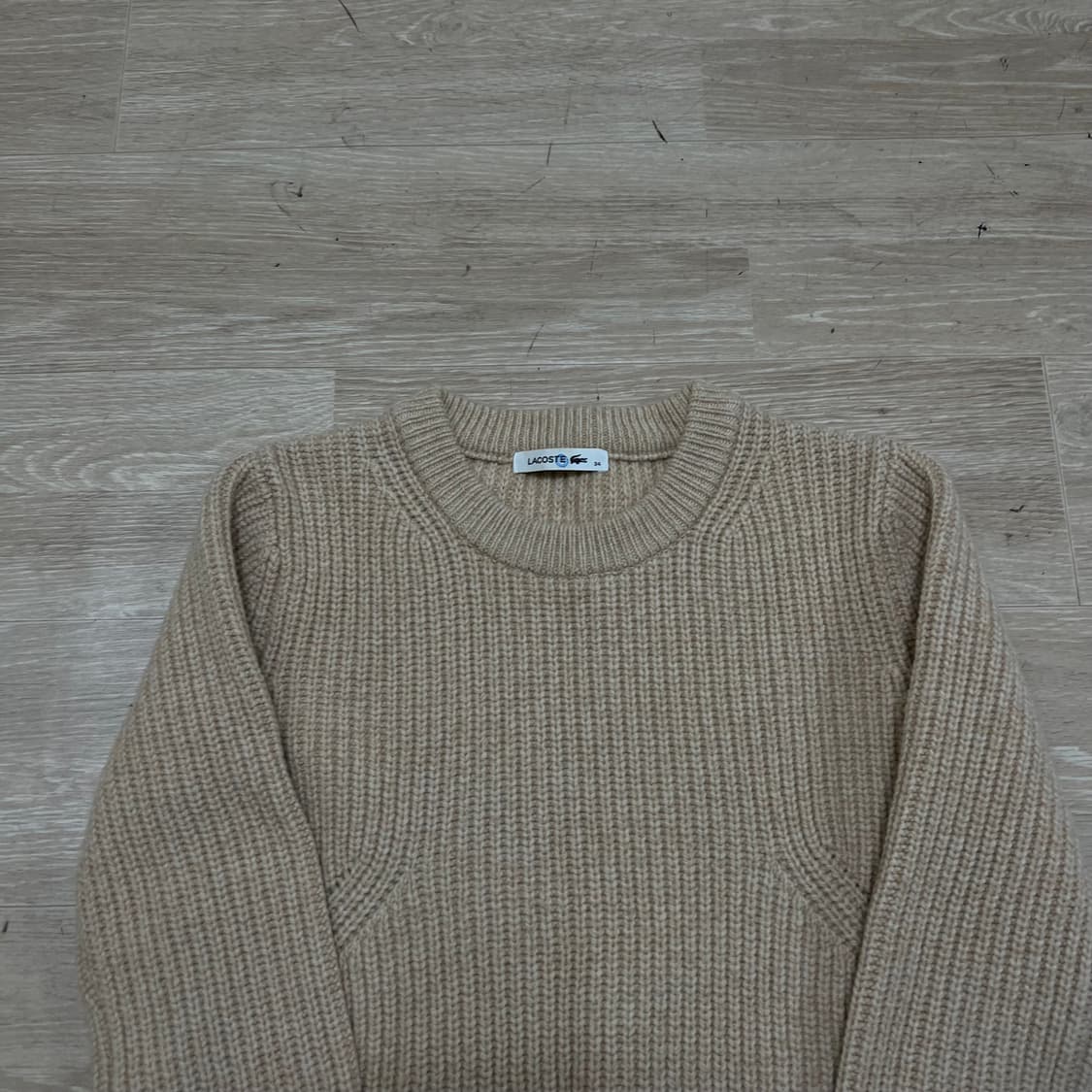 라코스테 여성 와펜 라운드넥 청키 니트 스웨터 [베이지] 34(S/90) 상품이미지2