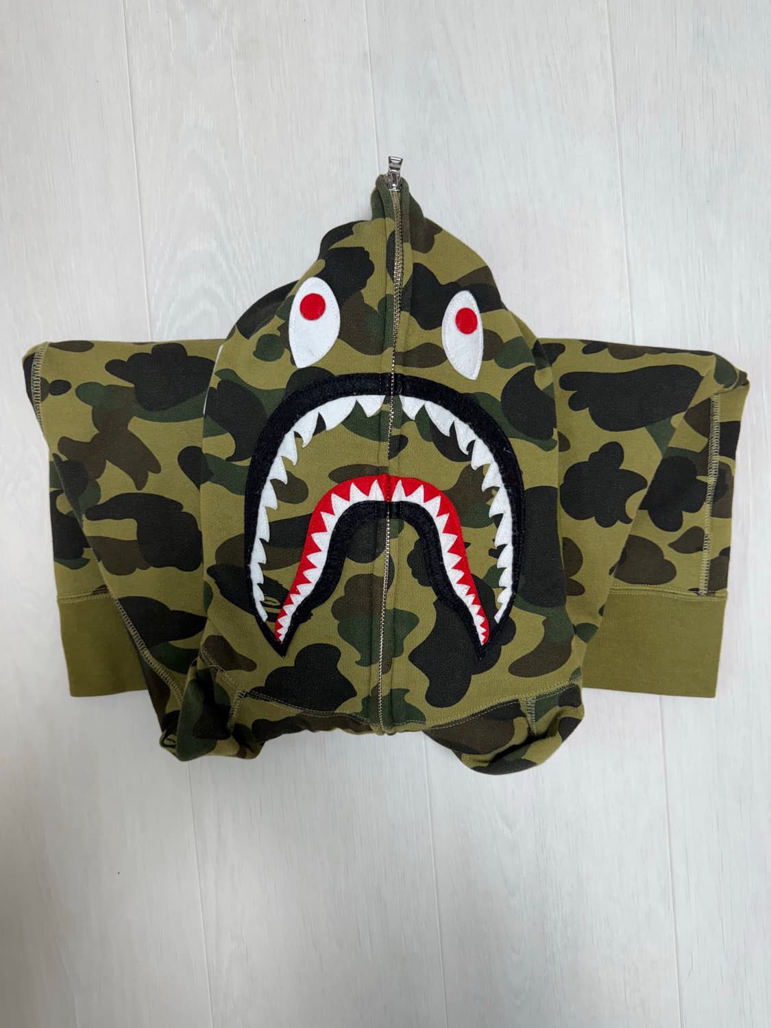 L)베이프 퍼스트 카모 샤크 풀 집 후드 그린 상품이미지1