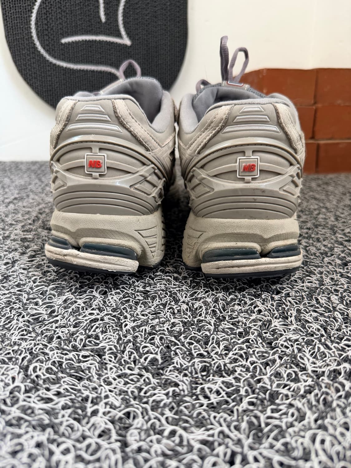 뉴발란스 1906R 차콜 그레이 (M1906RB) 상품이미지4