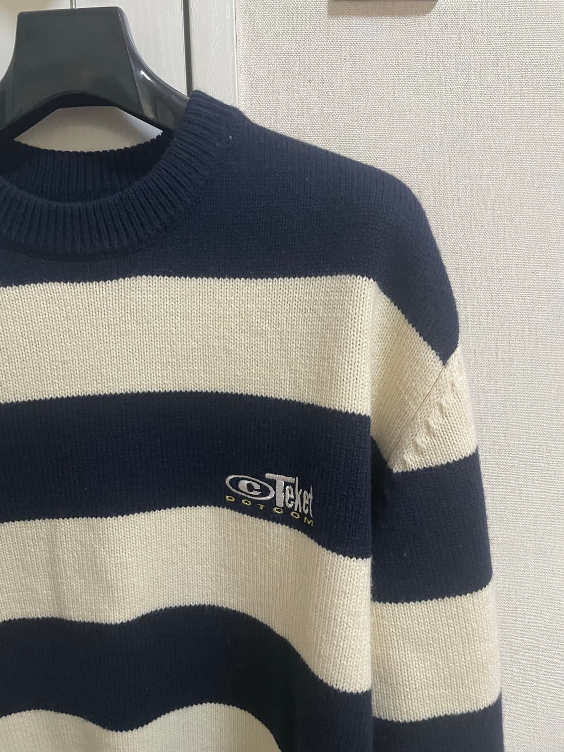 새제품/공용M) 테켓 파자마 스트라이프 니트 네이비 남녀공용 스웨터 상품이미지10