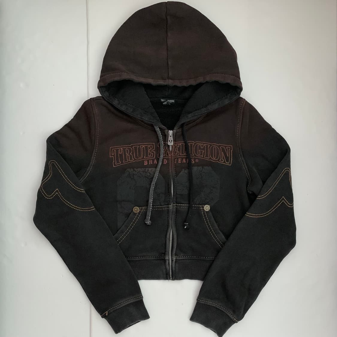 [새제품] 트루 릴리젼 워시드 후드집업 상품이미지1