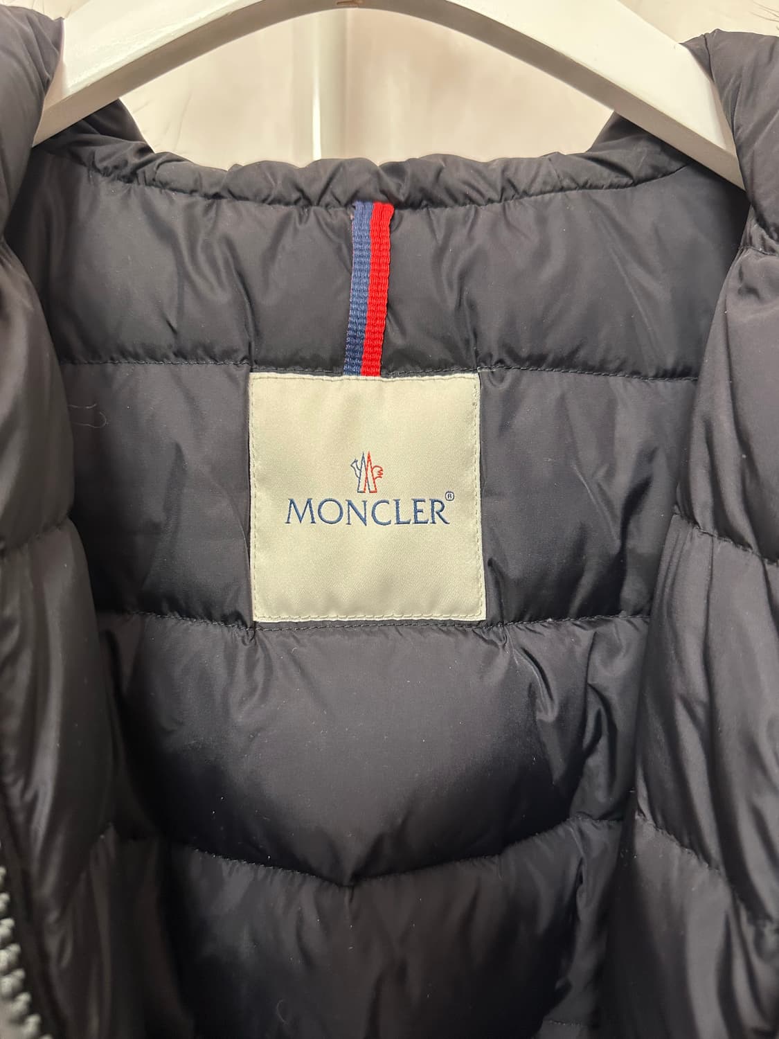 몽클 상품이미지8