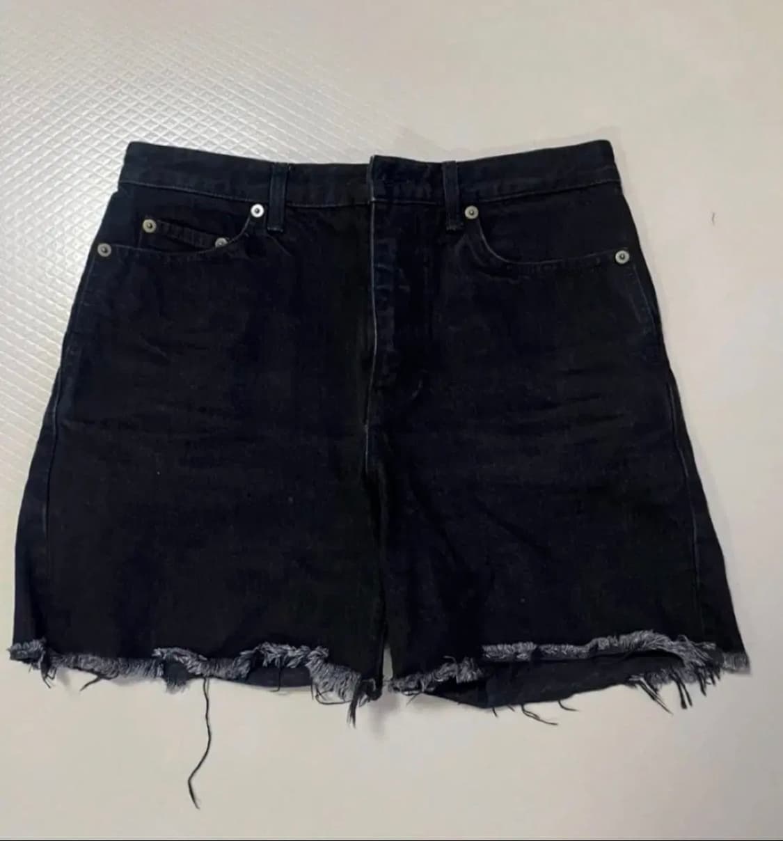 생로랑블랙데님반바지 상품이미지3