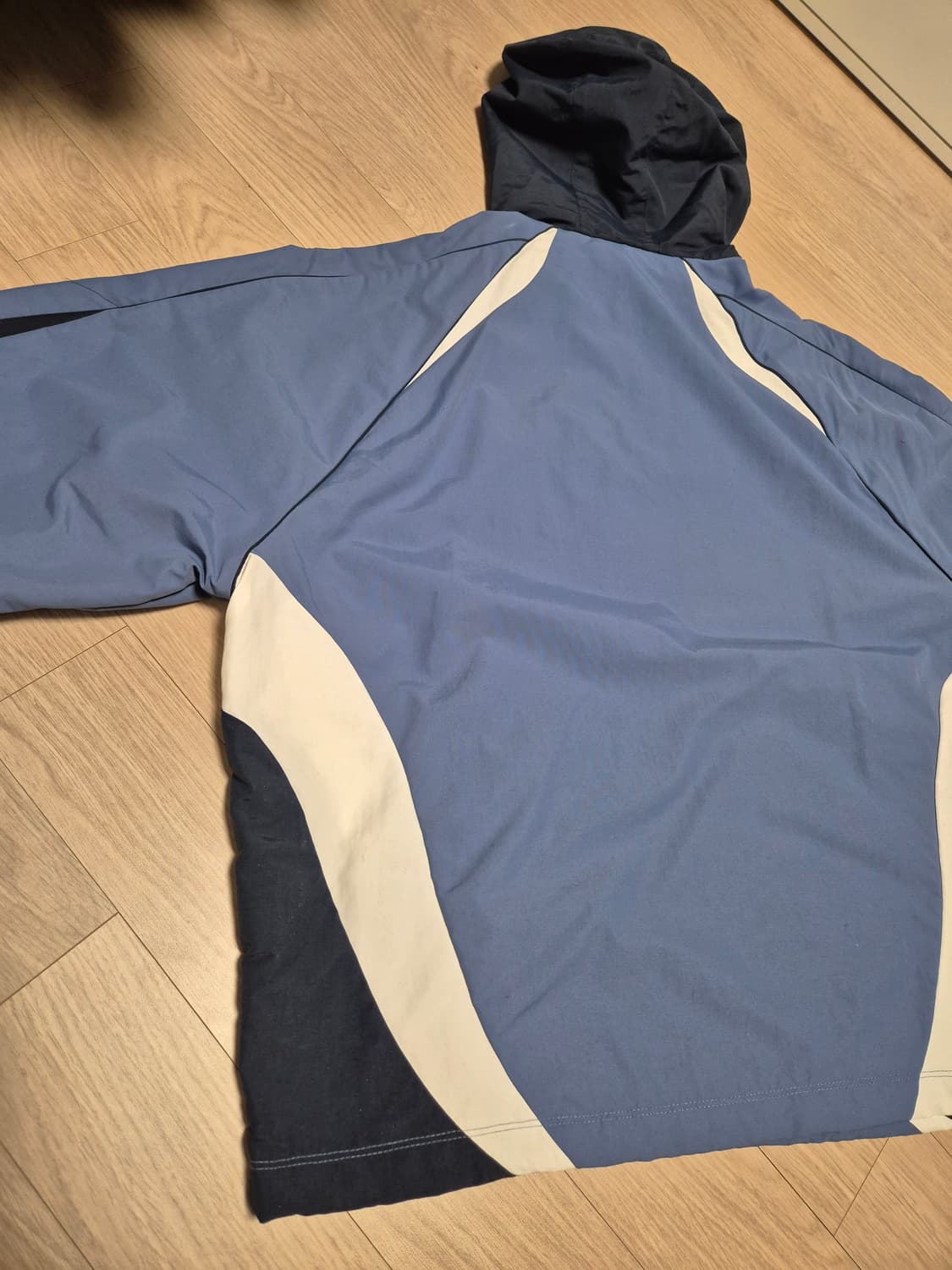 엄브로 후드반집업 상품이미지4