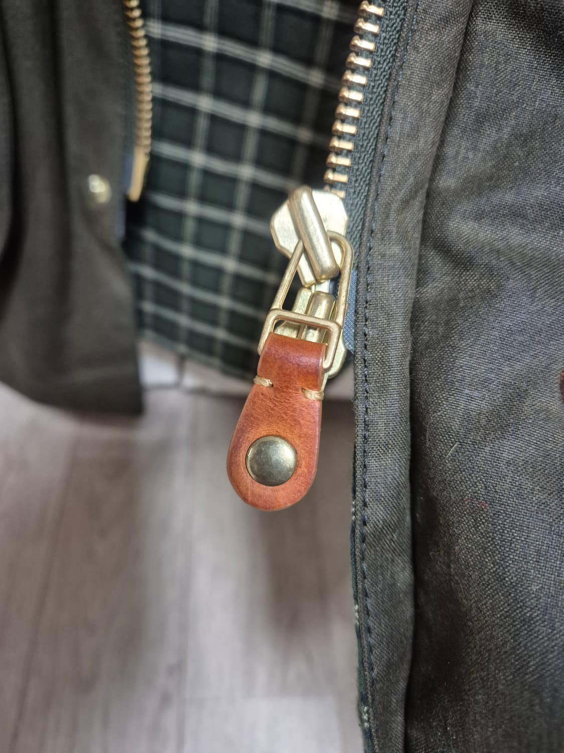 바스통 스탠다드 라인 왁스 자켓 M 상품이미지5