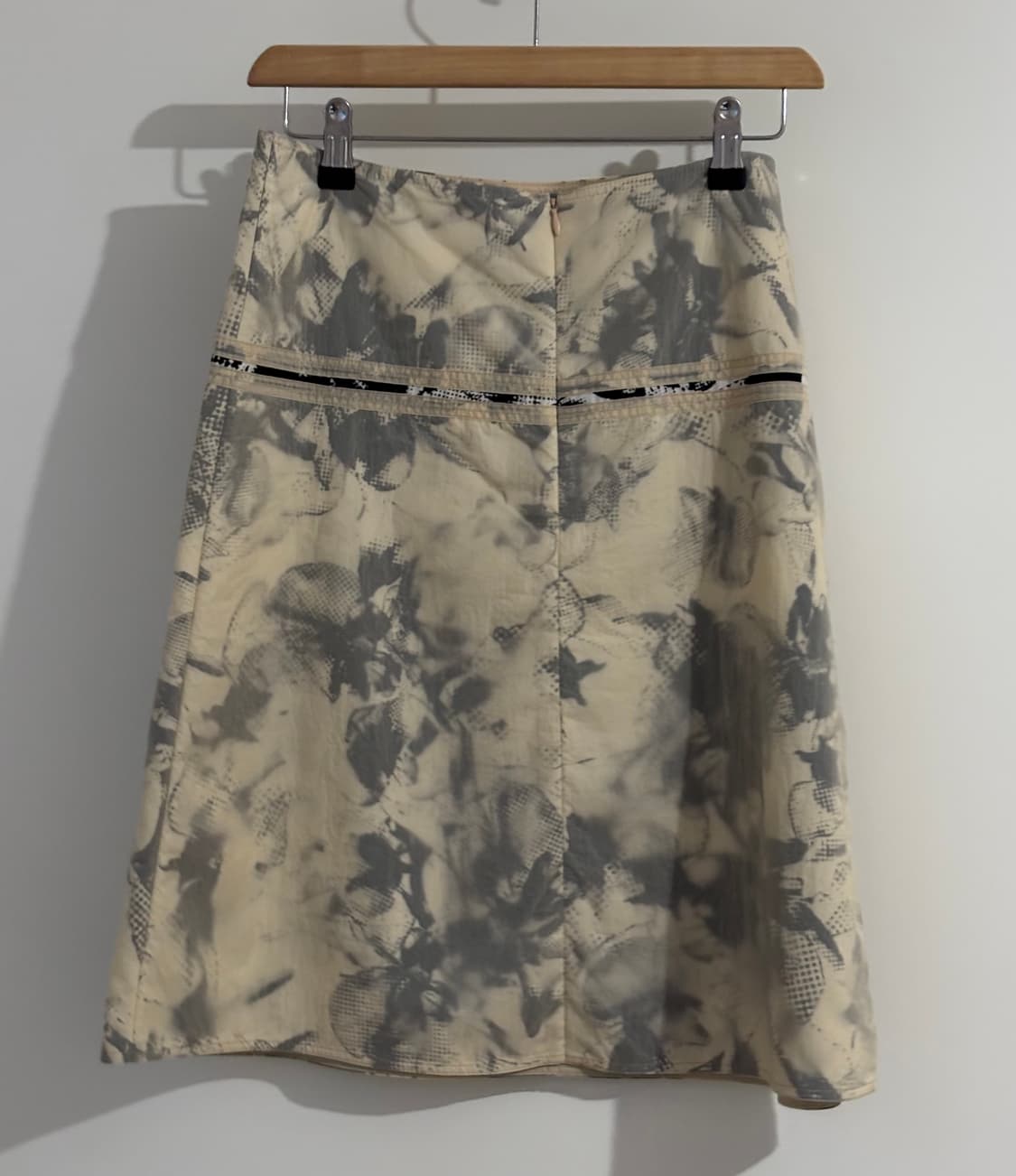 로우클래식(LOW CLASSIC) 시스루 스티치 스커트 상품이미지5