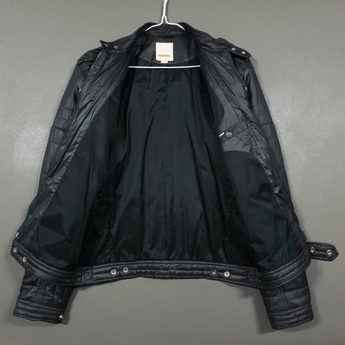 S) 디젤 유틸리티 포켓 지퍼 디테일 라이더 경량 패딩 자켓 올리브 상품이미지8