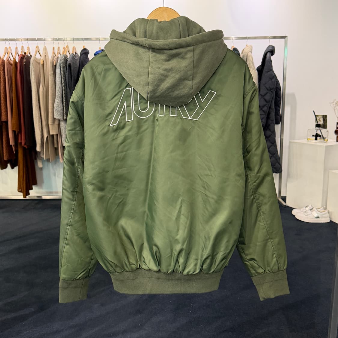 [L] Autry 오트리 로고패치 보머자켓 상품이미지2