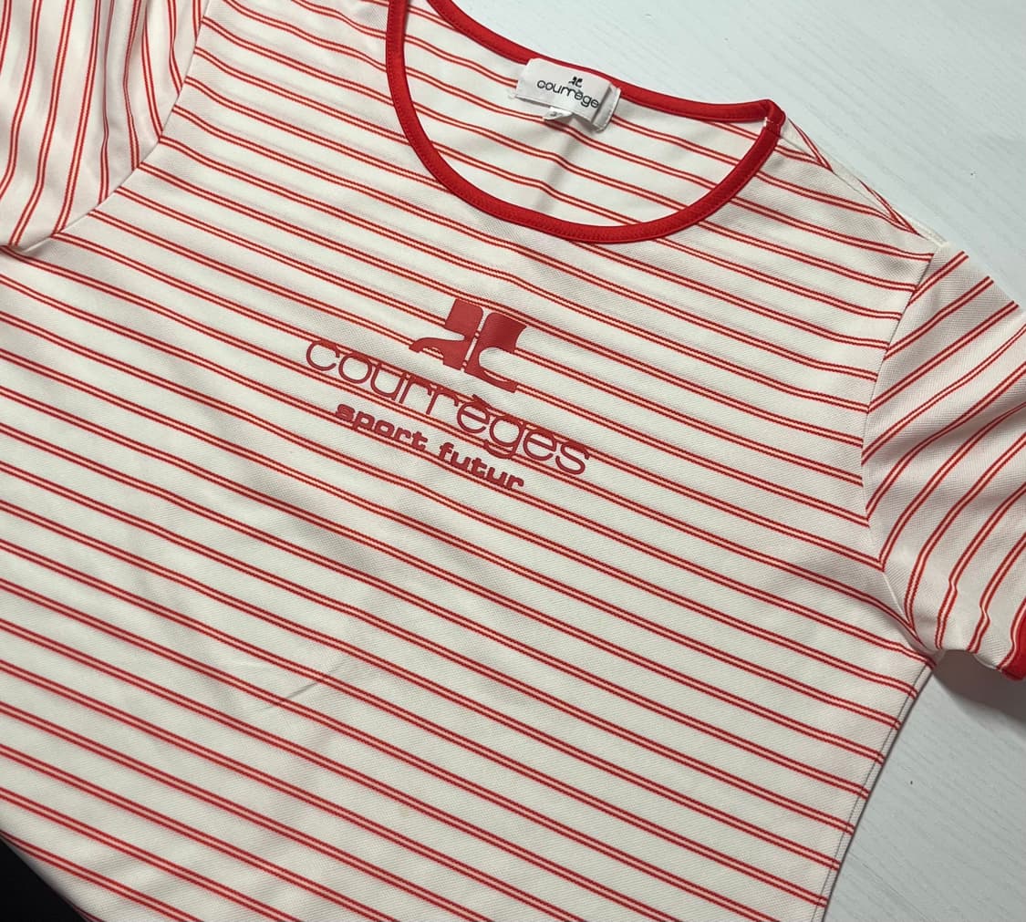 꾸레쥬 스포츠 반팔 반소매 티셔츠 단가라 상품이미지1