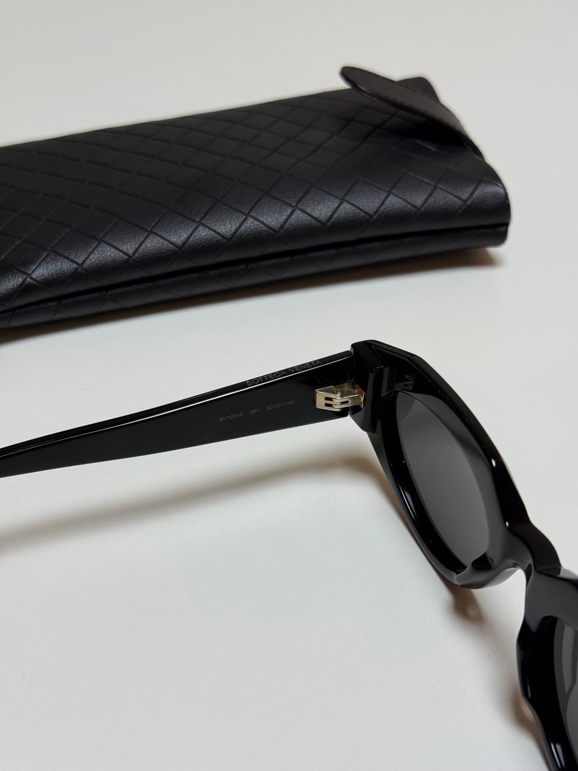 보테가베네타 BV1031S 상품이미지4