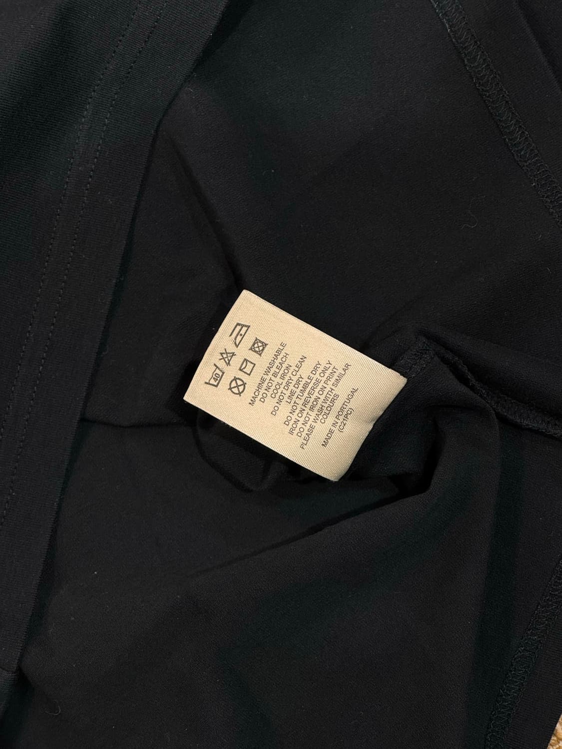 버버리 블랙 긴팔티 상품이미지6