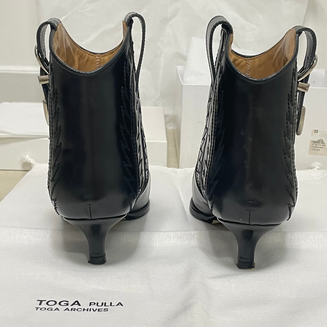 Toga Pulla 폴리시드 웨스턴 앵클 부츠 상품이미지5