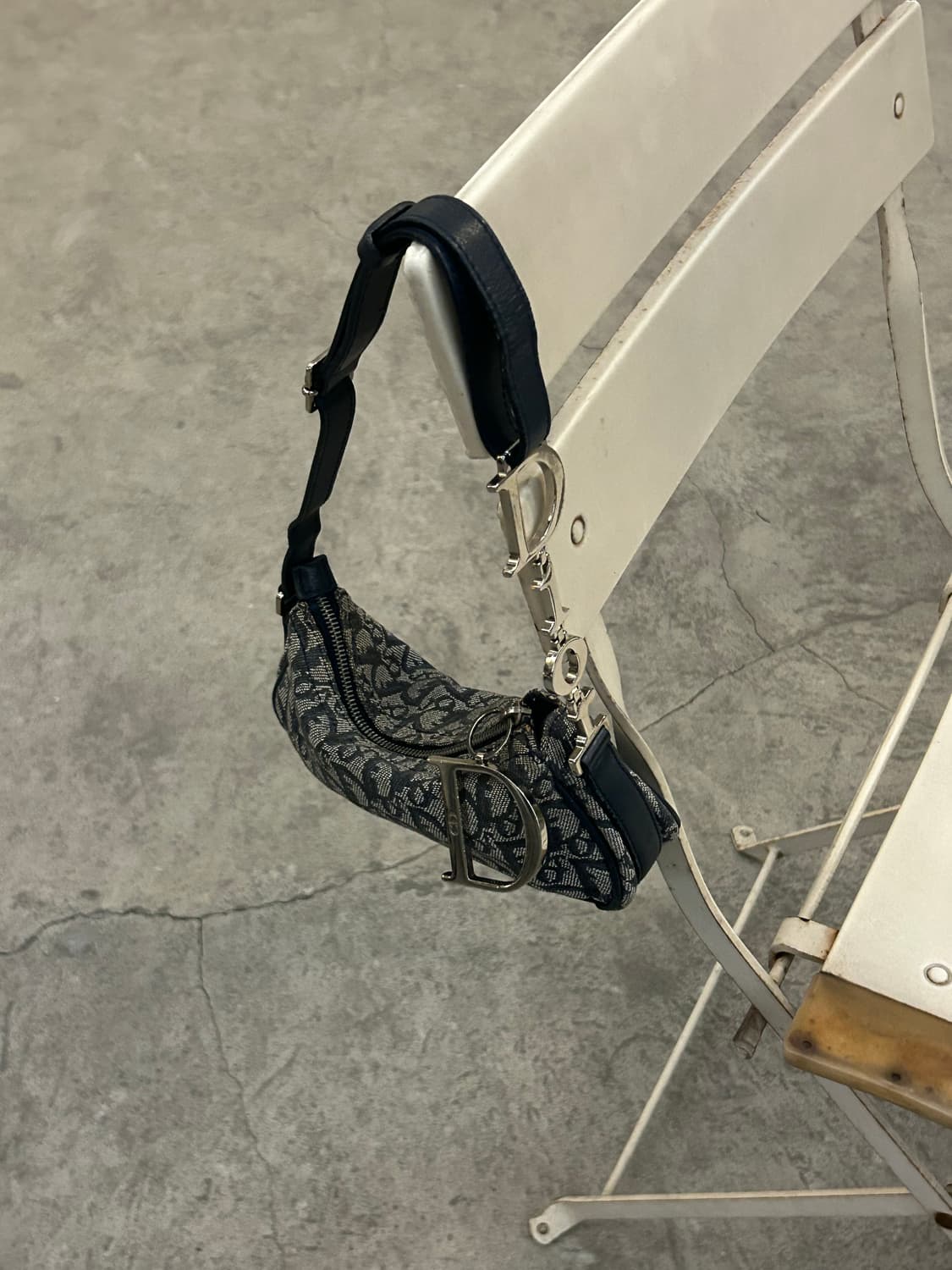 디올 D 참 트로터 숄더백 상품이미지1