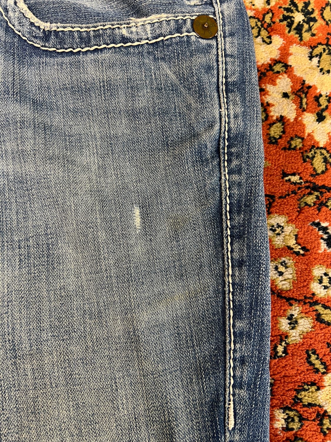 [32] 트루릴리전 조이 빅 티 부츠컷 플레어 데님 팬츠 상품이미지7