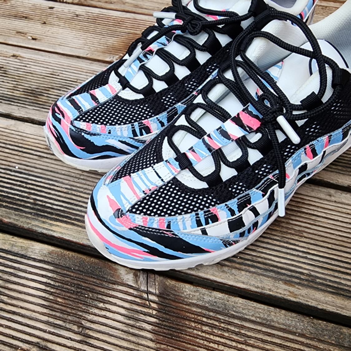 나이키 에어맥스 95 멀티컬러 CW2359-100(275) 상품이미지2