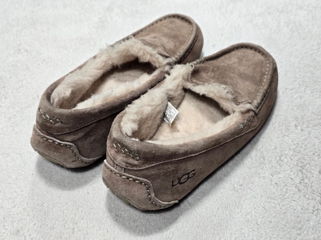 UGG 어그 모카신 슬리퍼 스웨이드 260 상품이미지5