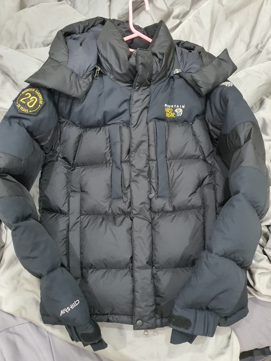 마운틴하드웨어 20주년 다운패딩  상품이미지3