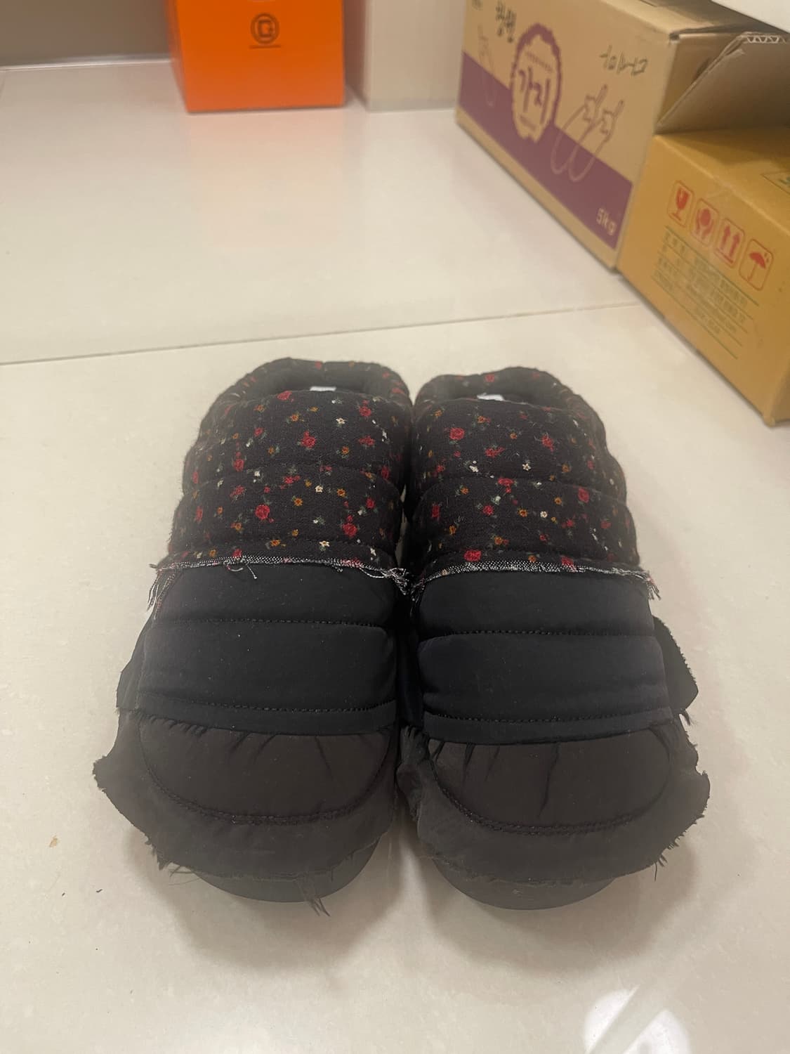 수부 subu perverze 콜라보 슬리퍼 입니다. 상품이미지1