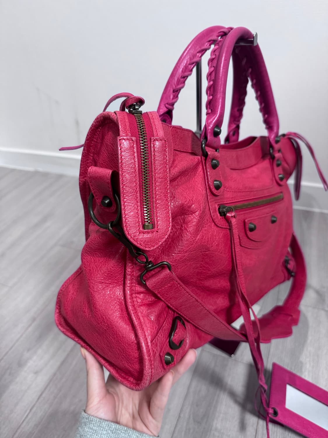 Balenciaga 발렌시아가 시티백 모터백 딥 핑크 상태 A 미디움 상품이미지4