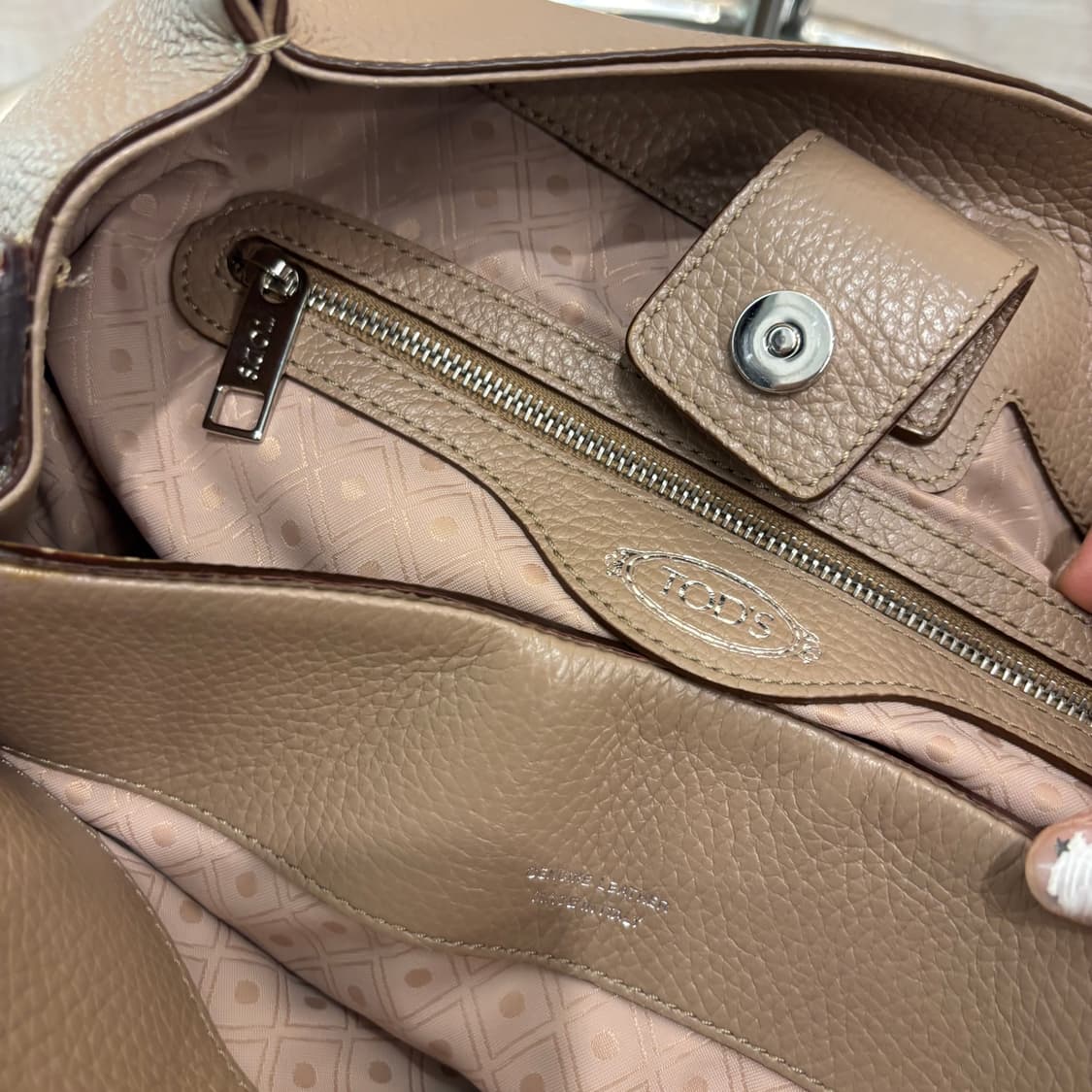 정품 토즈 조이 레더 숄더백     상품이미지8