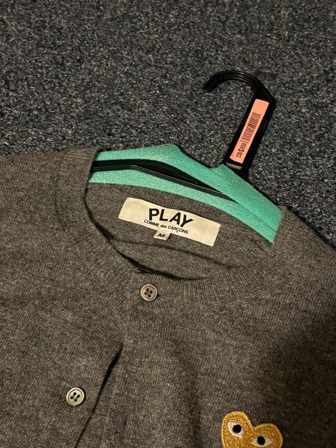 꼼데가르송 골드 와펜 가디건 상품이미지2