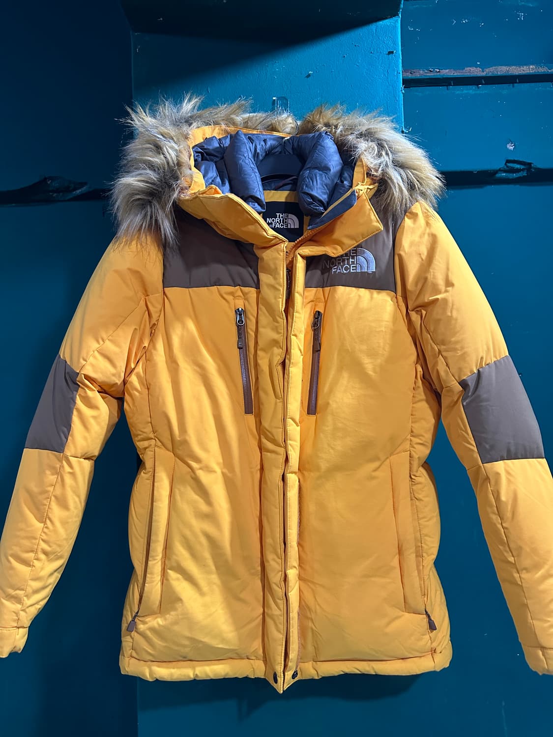 노스페이스 눕시 패딩 옐로우85 상품이미지1