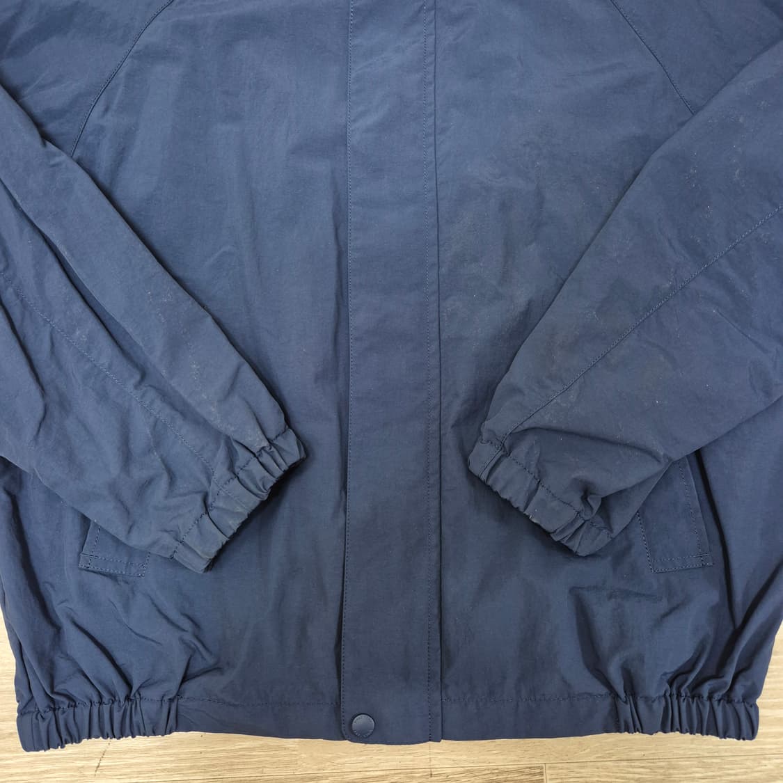 유니클로 네이비 바람막이 자켓 상품이미지3