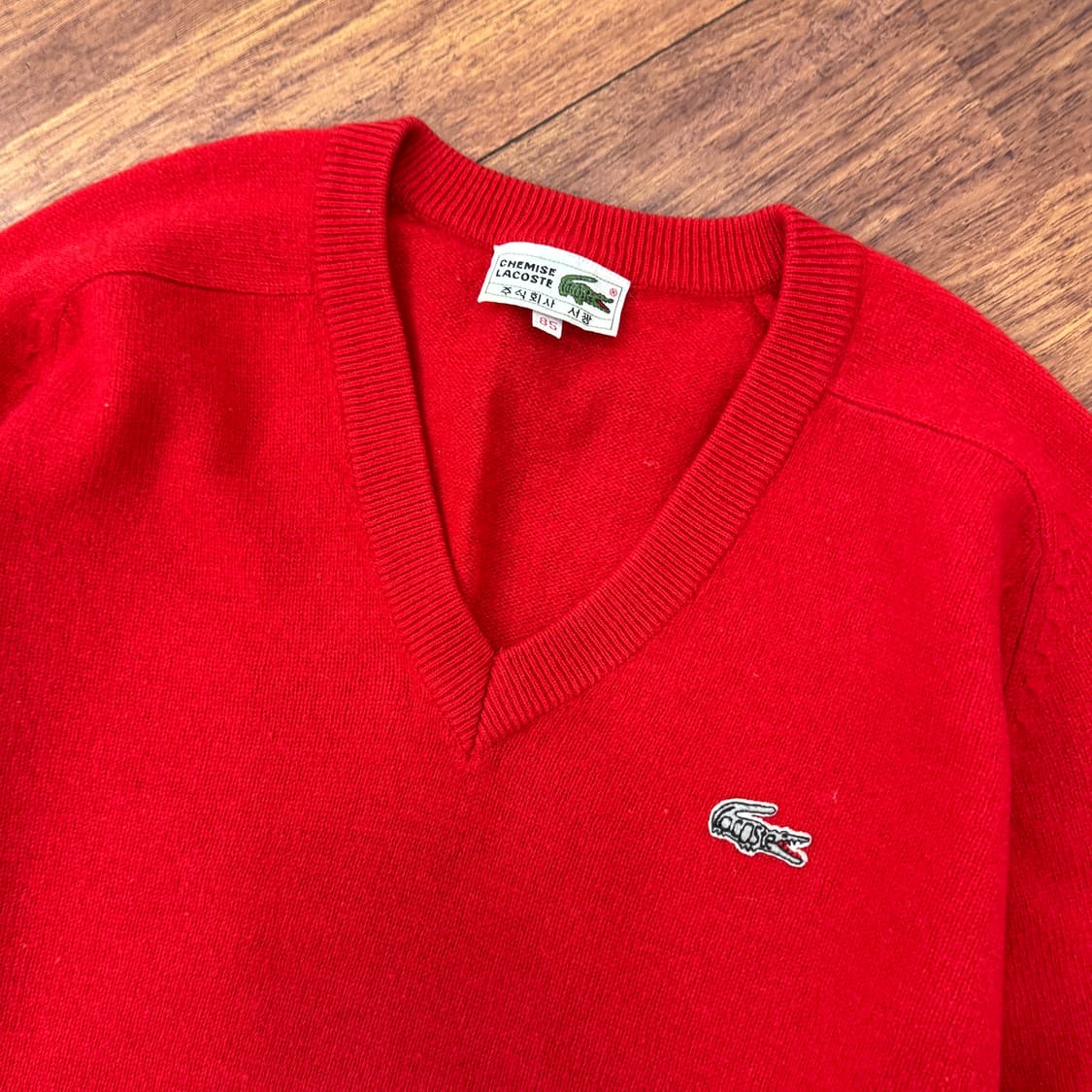 85 라코스테 80s 올드스쿨 레드 브이넥 니트  상품이미지2