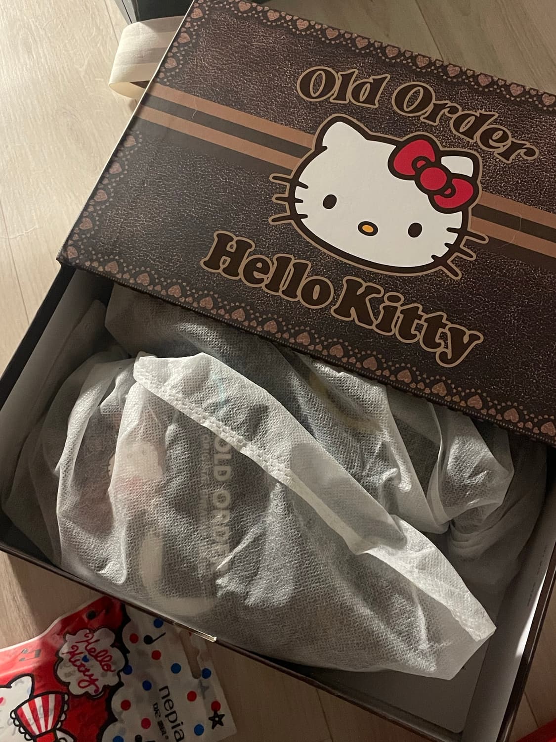 OLD ORDER 터보 라이트 산리오 콜라보 헬로키티 상품이미지3