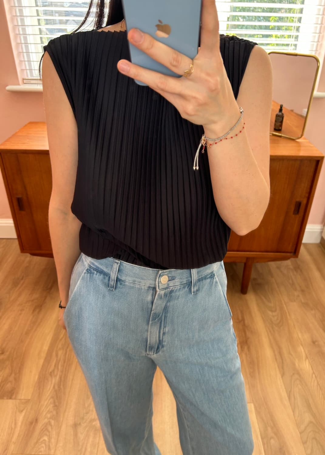 코스 플리세 슬리브리스 탑 다크네이비 XS 새상품 상품이미지3