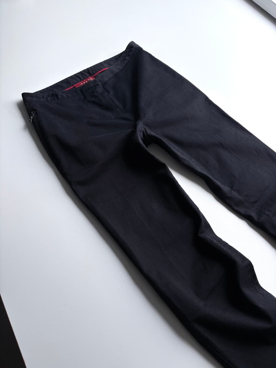 프라다 스포츠 사이드 지퍼 테크 팬츠 상품이미지3