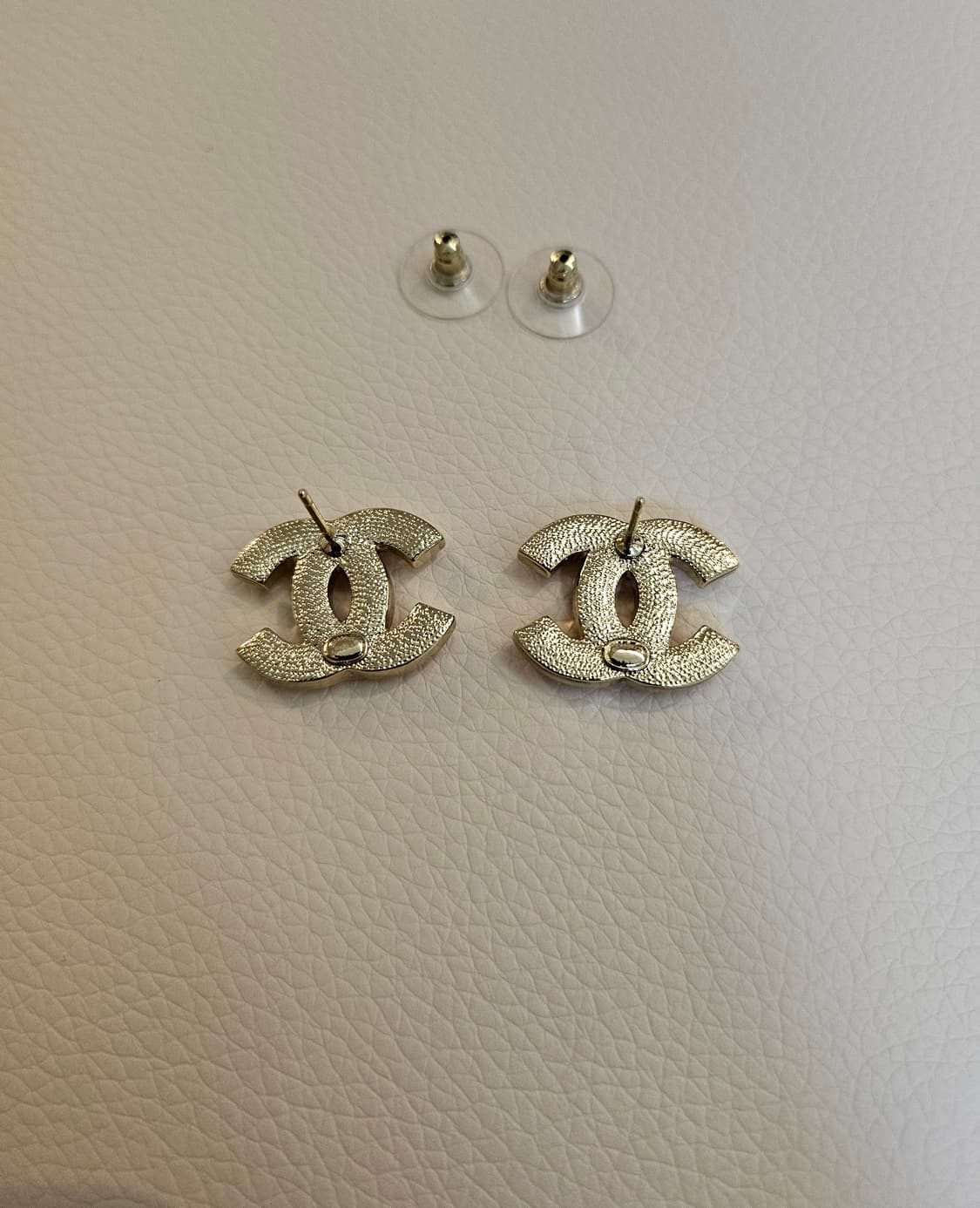 샤넬 핑크 자개풍 귀걸이 업사이클링 상품이미지8