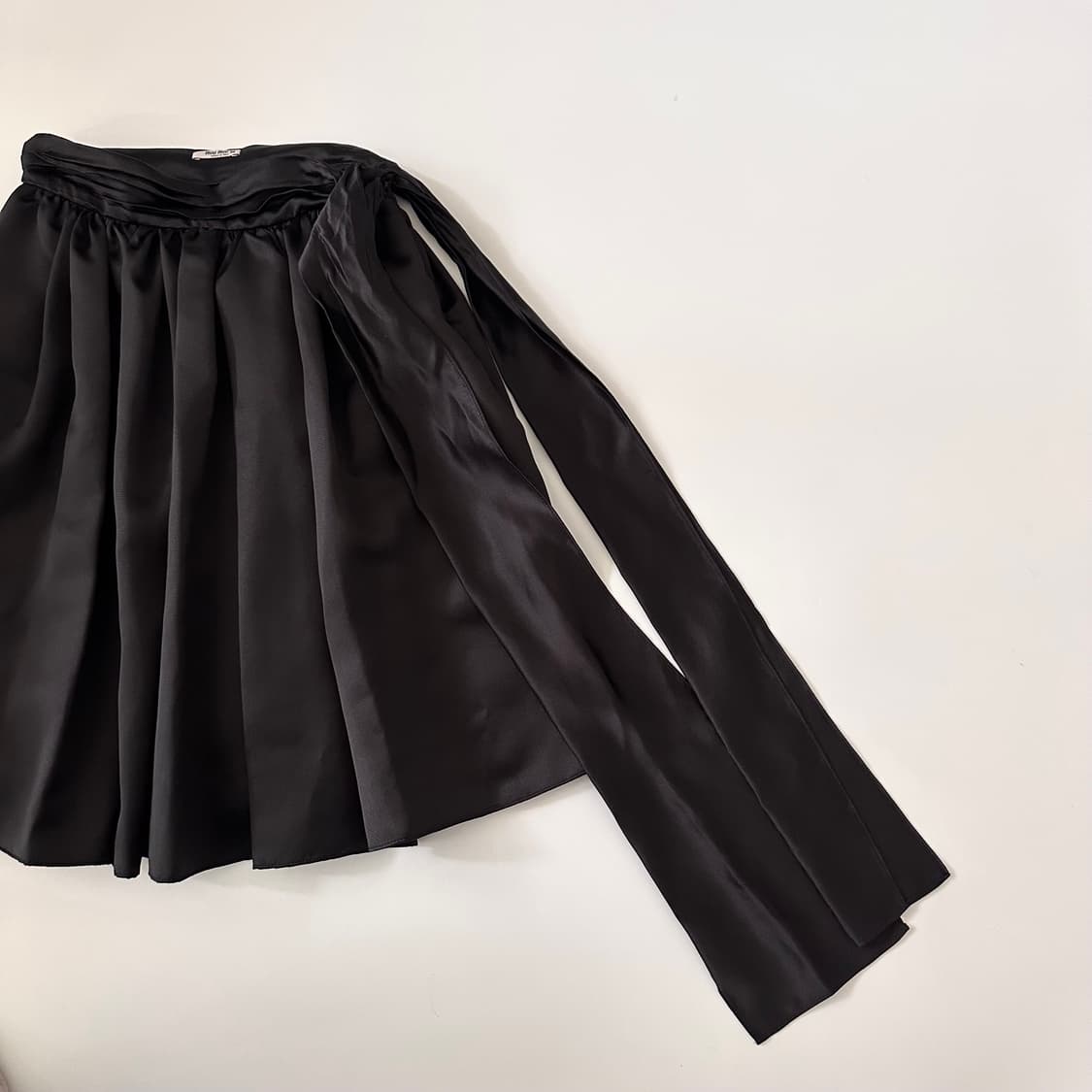 미우미우 miu miu 실크 디테일 스커트 상품이미지2