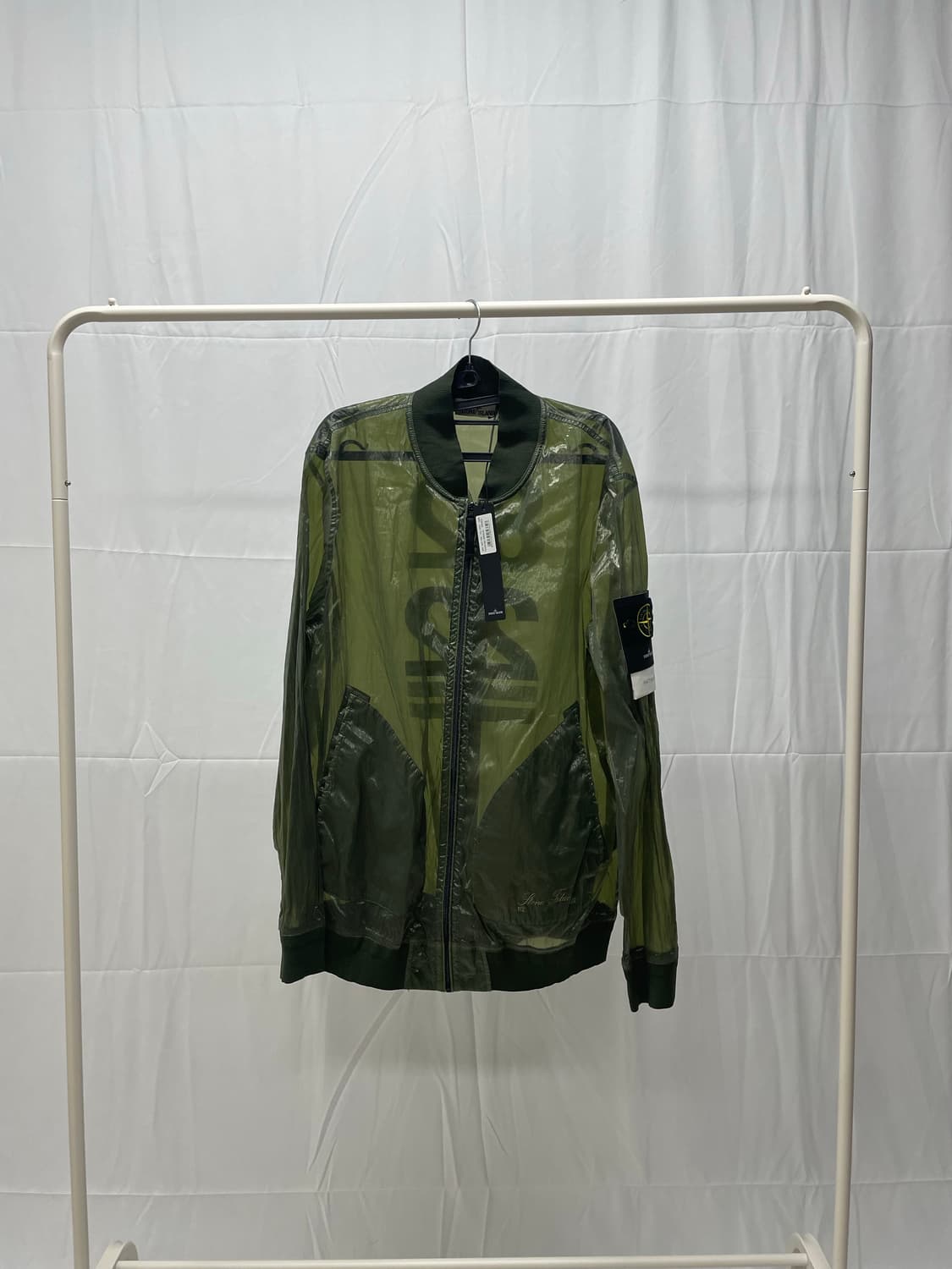 [새상품급] 스톤아일랜드 40주년 피아티나 봄버 바람막이 자켓 [XL] 상품이미지1