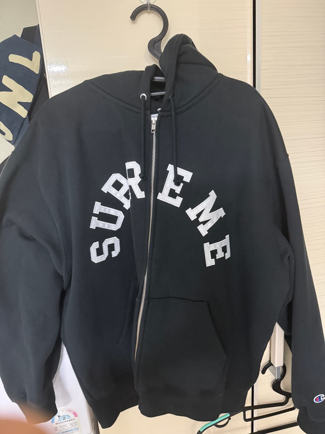 2회착용)슈프림 x 챔피온 집업 후드 스웨트 셔츠 블랙 L 상품이미지3