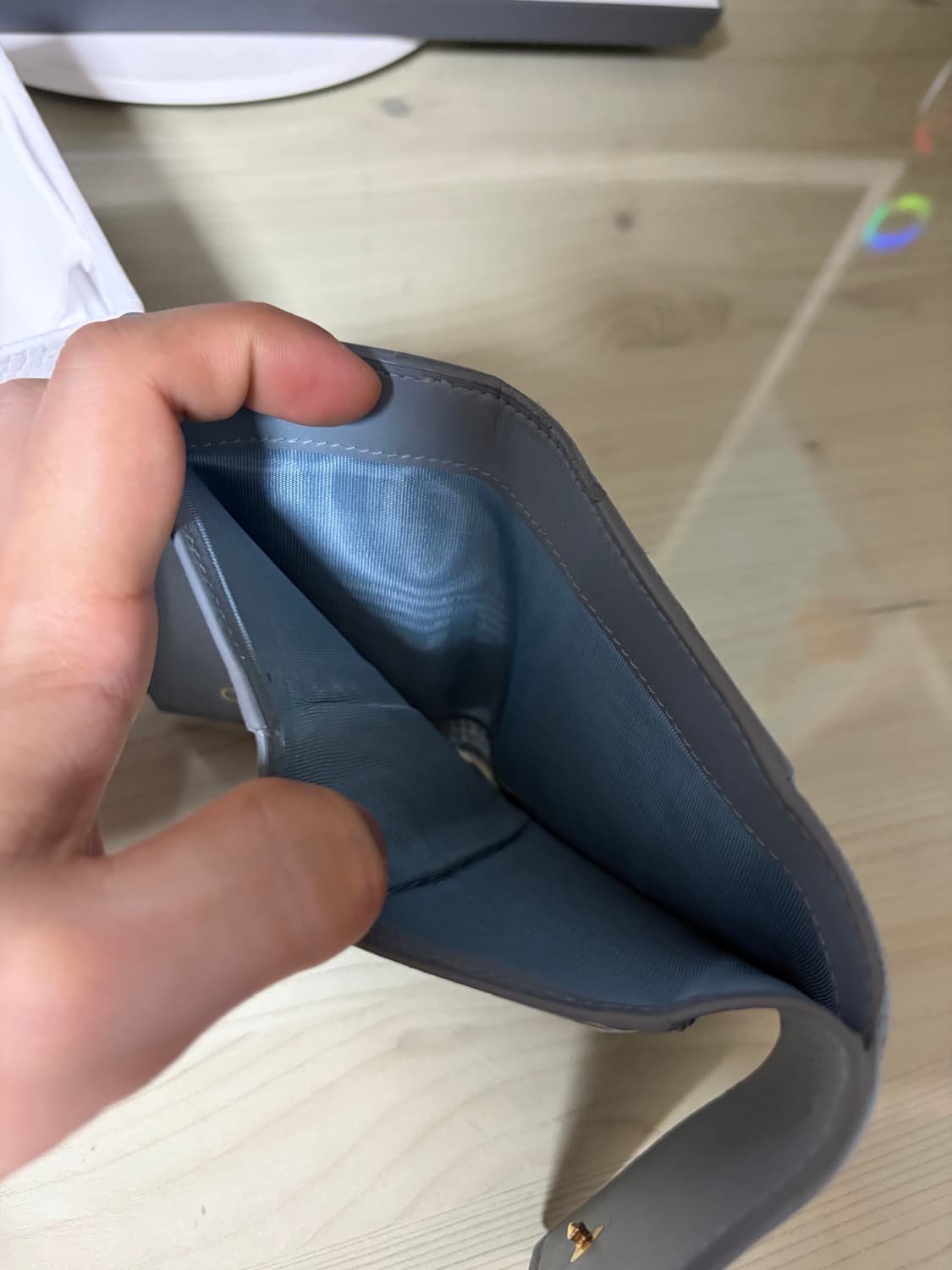 디올 30 몽테인 로터스 지갑 그레인드 카프스킨 클라우드 블루 상품이미지4